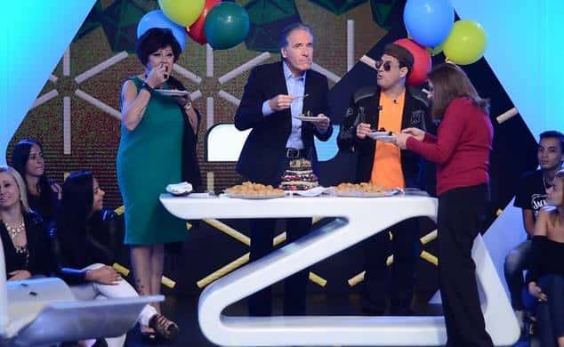 Roberto Justus comemora aniversário com coxinhas