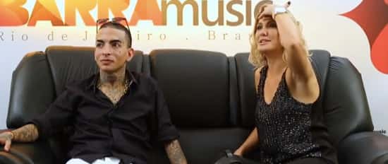 Guimê dando entrevista para Antonia no programa Na Lata