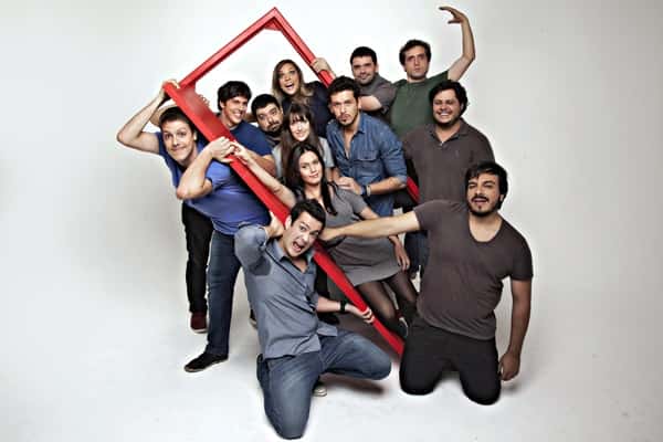 Grupo Porta dos Fundos: Marcos Veras, Fabio Porchat, Rafael Infante, Gabriel Tororo, Julia Rabello, Clarice Falcão, João Vicente de Castro, Ion SBF, Gregorio Duvivier, Marcos majella, Leticia Lima e Luis Lobianco. (Foto: Divulgação)