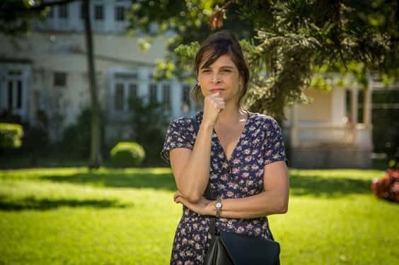 Atriz acha cenas pesadas para seu filho