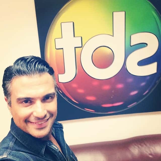 Fernando de "A Feia Mais Bela" está no Brasil