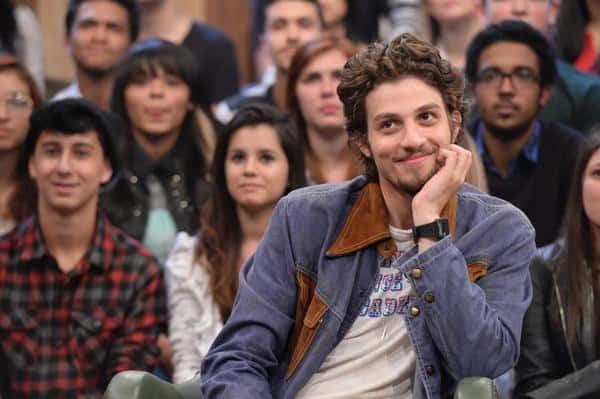 Chay Suede participou do Altas Horas" no último sábado