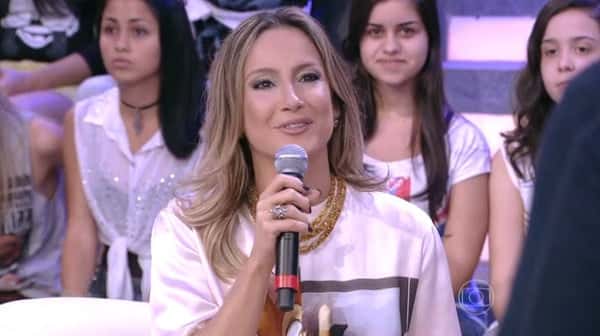 Claudia Leitte no programa do Luciano Huck (Foto: Reprodução/Globo)