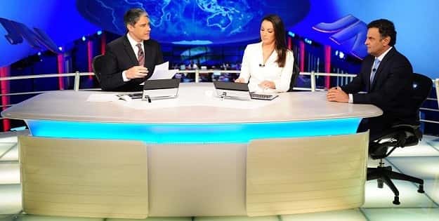 Willian Bonner e Patrícia Poeta entrevistam Aécio Neves