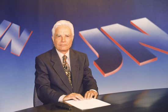 Cid Moreira no "Jornal Nacional" (Foto: Divulgação)