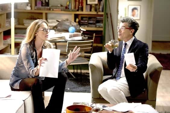 Téo (Paulo Betti) e Érika (Leticia Birkheurer) (Foto: Globo/Estevam Avellar)
