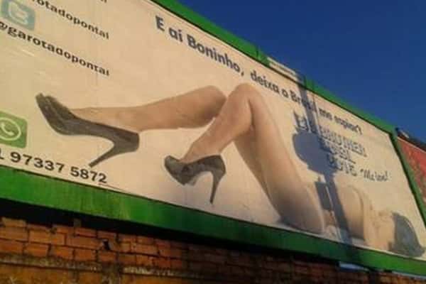 Outdoor exposto em um ponto do Rio de Janeiro. (Foto: Divulgação)
