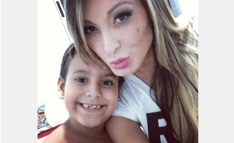 Andressa e seu filho, fruto do primeiro casamento (Foto: Reprodução/ Instagram)
