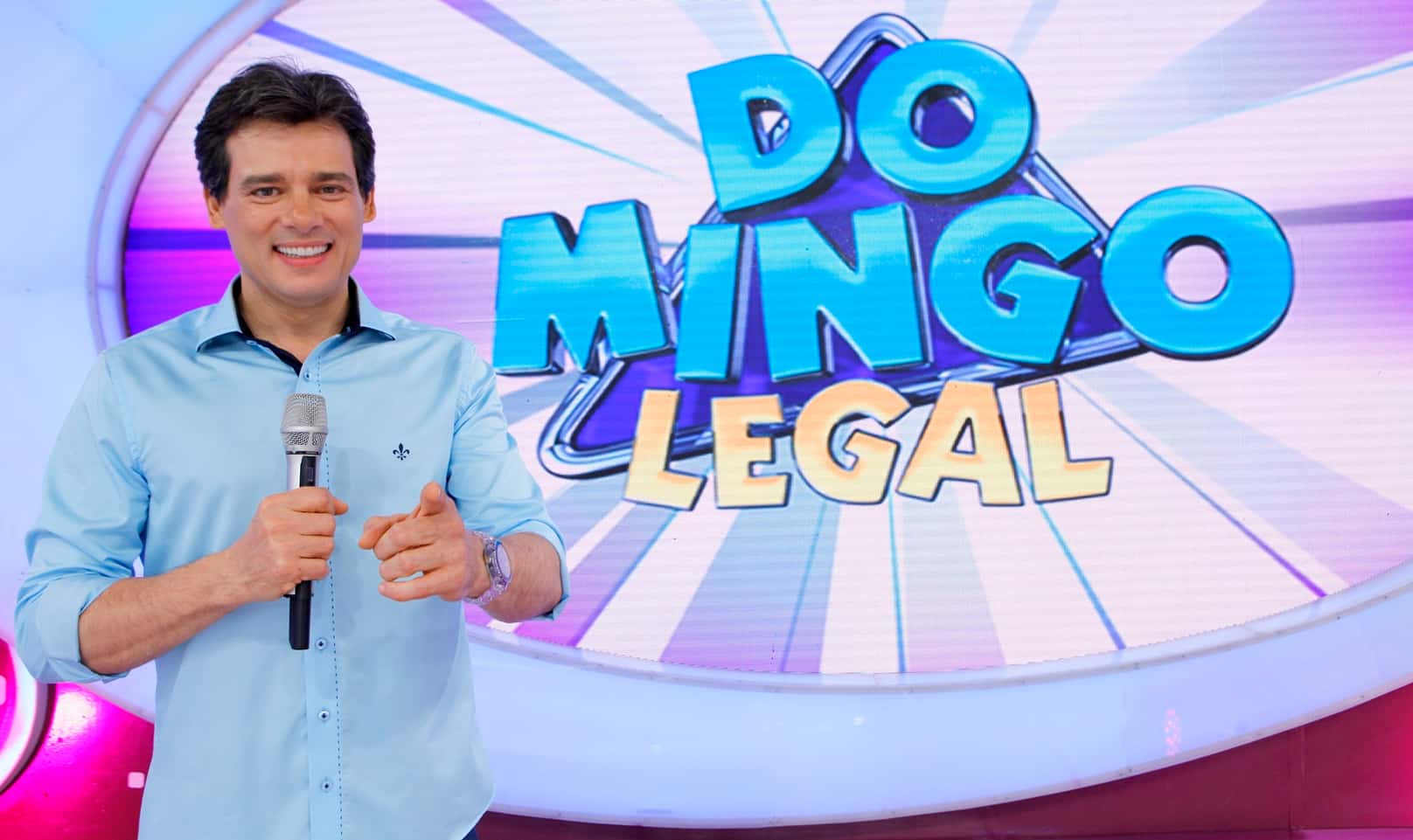 Celso Portiolli comanda o "Domingo Legal" (Foto: Lourival Ribeiro/ SBT)