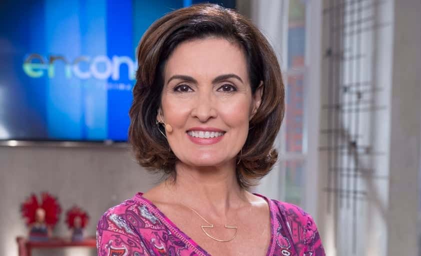 Fátima Bernardes comanda o "Encontro" (Foto: Globo/Alex Carvalho)