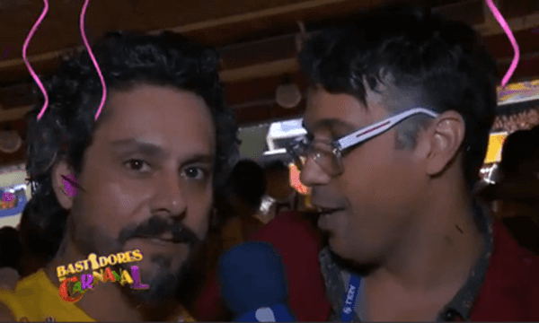 O ator foi entrevistado pelo humorista (Foto: Reprodução)