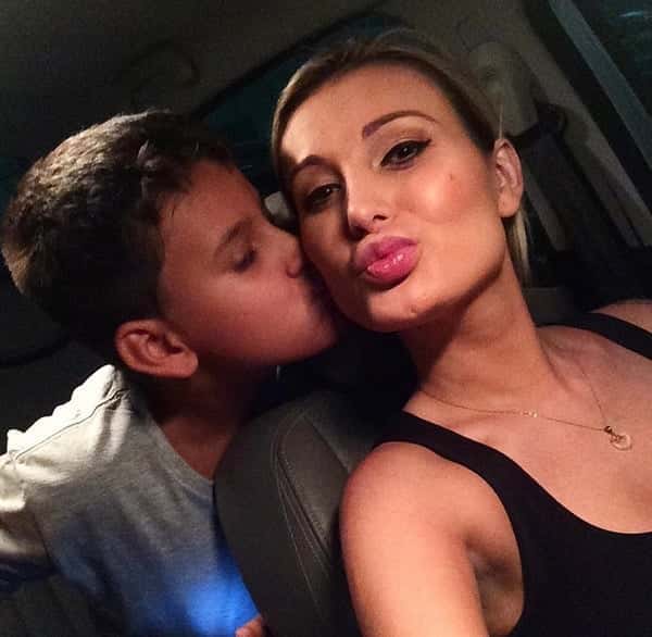 Andressa Urach com o filho Foto: Reprodução / Instagram