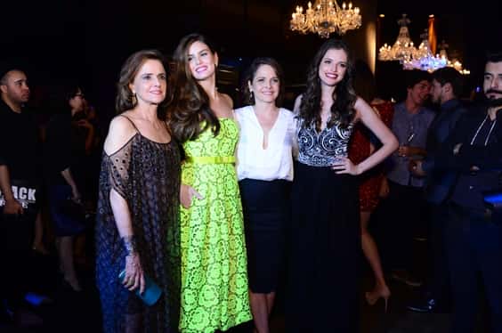 Camila Queiroz, Marieta Severo, Drica Moraes e Agatha Moreira (Foto: Globo / Zé Paulo Cardeal)