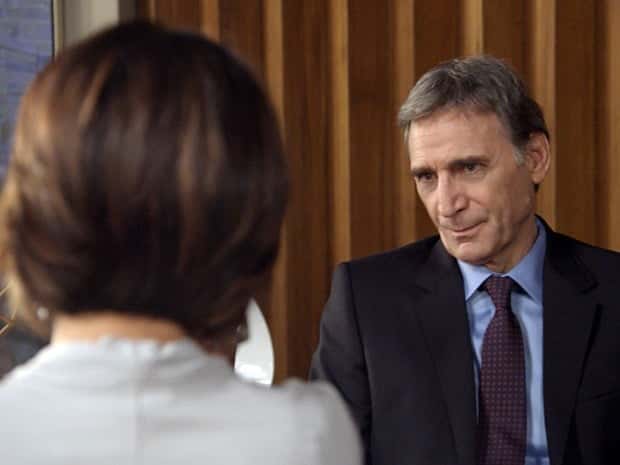 Otávio arma com Beatriz (Foto: TV Globo)