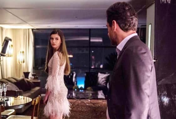 Vestido branco de Angel é um dos mais buscados (Foto: Divulgação)