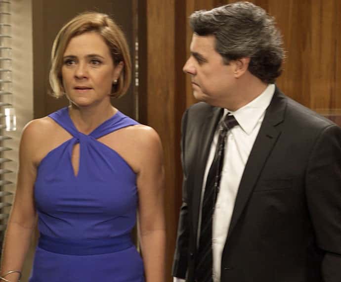 Evandro e Inês ficam chocados (Foto: TV Globo)
