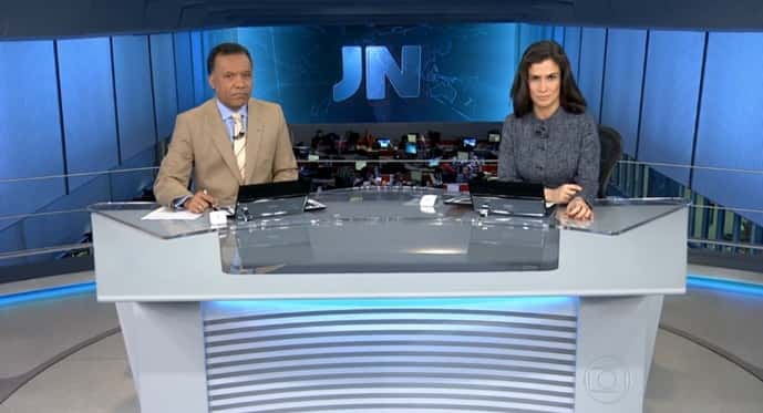 Heraldo Pereira e Renata Vasconcellos no comando do "Jornal Nacional" (Foto: Reprodução/ Globo)