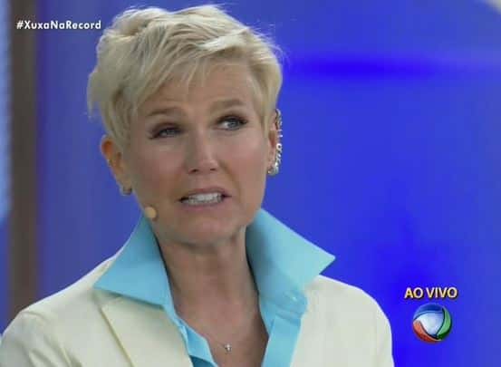 Programa de Xuxa conta com alguns problemas técnicos (Foto: Reprodução / TV Record)