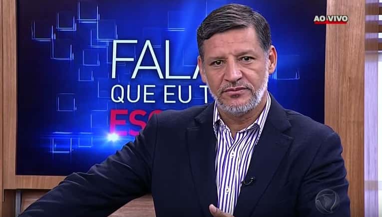 Apresentador do "Fala que eu te Escuto" (Foto: Divulgação)