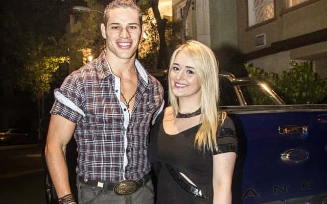 Isabela (Laura Neiva) e Igor (José Loreto) na série ‘Não se Apega, Não’ (Foto: Globo/Edimilson Saldanha)