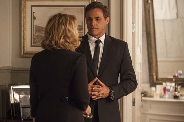 Nora (Renata Sorrah) e Régis (Oscar Magrini) (Foto: Globo/Pedro Curi)