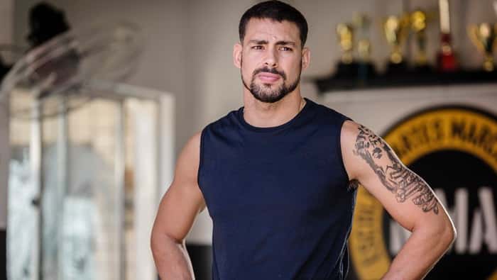Juliano (Cauã Reymond) em cena de "A Regra do Jogo" (Foto: Globo/Caiuá Franco)