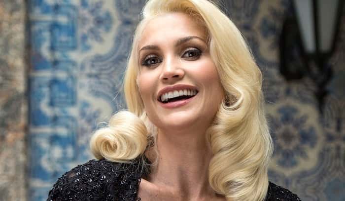 Sandra (Flávia Alessandra) (Foto: Globo/Estevam Avellar)