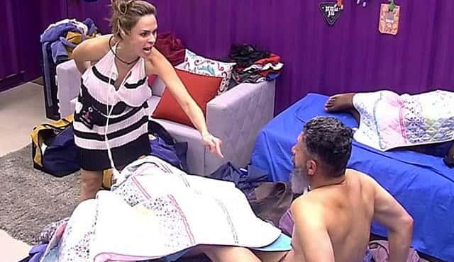 Ana Paula esbraveja contra Laércio no 'BBB 16' (Foto: Reprodução/Globo)