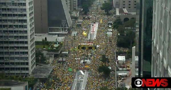 "Mais uma vez a cobertura completa das manifestações foi da TV Globo News"