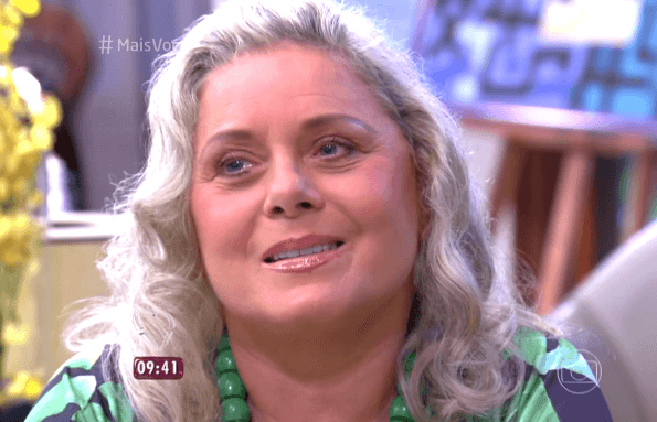 atriz emociona
