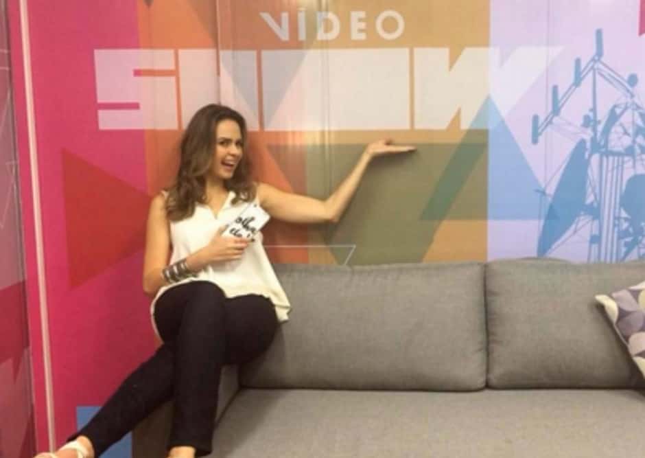 Sucesso no Twitter, ex-BBB Ana Paula ganhou quadro no "Vídeo Show". (Foto: Reprodução)