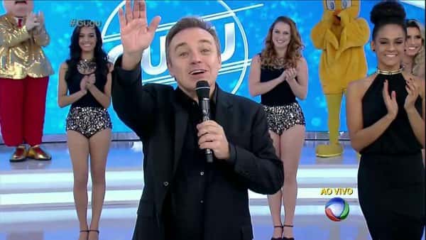 Gugu Liberato durante o seu programa na Record. (Foto: Reprodução/Record)