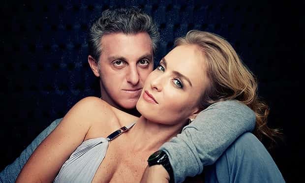 Casal se divertiu neste domingo (Foto: Divulgação)