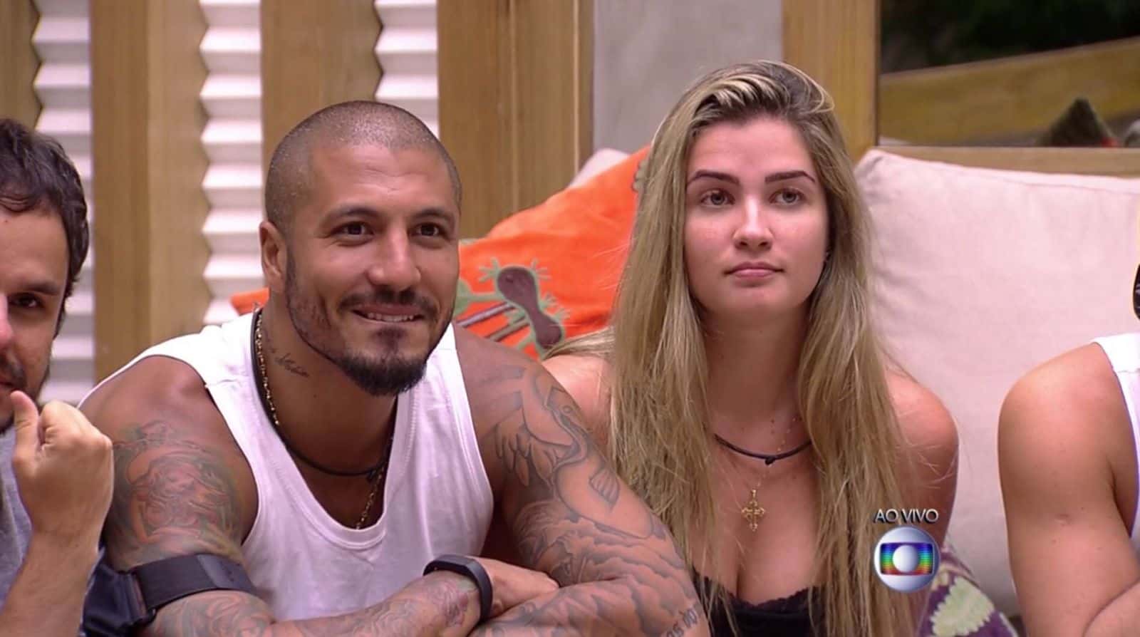 Casal no "BBB15" (Foto: Reprodução)