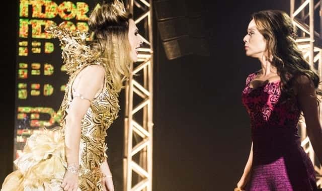 Fedora (Tatá Werneck) e Tancinha (Mariana Ximenes) (Foto: Globo/João Miguel Júnior)