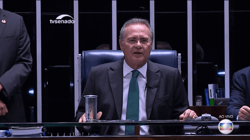 Renan Calheiros, presidente do Senado, hoje (11) (Foto: Reprodução/Globo/TV Senado)