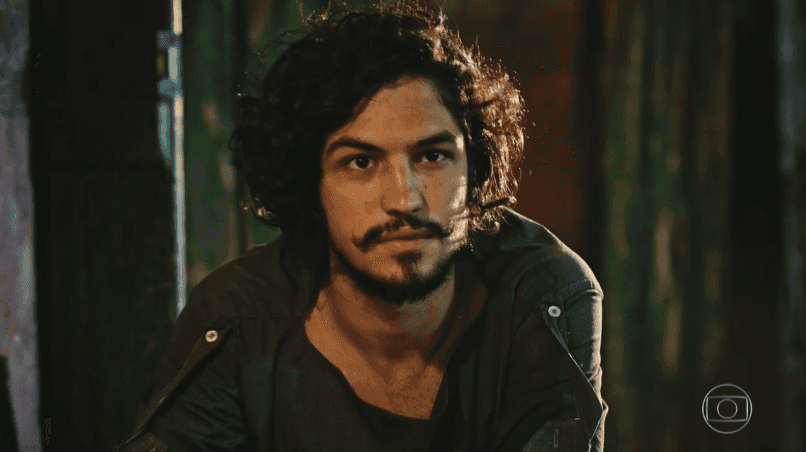 Miguel (Gabriel Leone) em cena de "Velho Chico" (Foto: Reprodução/Globo)