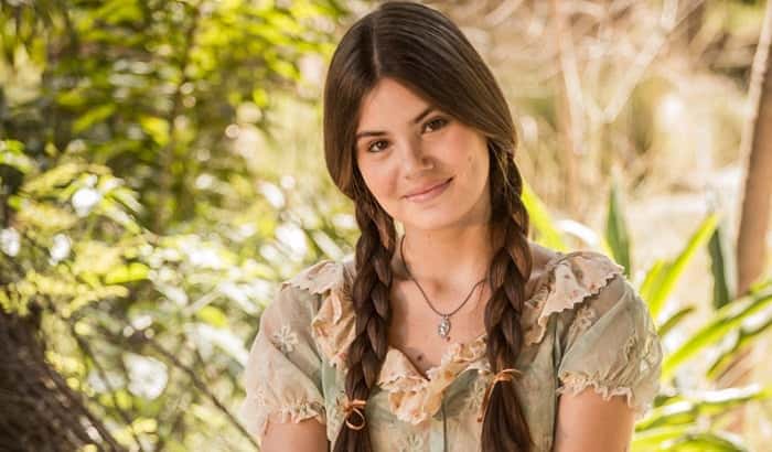 Camila Queiroz como Mafalda em "Êta Mundo Bom" (Foto: Globo/Paulo Belote)
