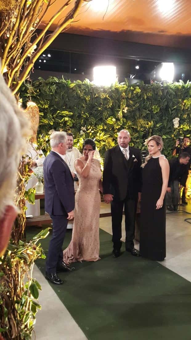 Otávio Mesquita e Eliana estiveram na cerimônia (Foto: EGO)