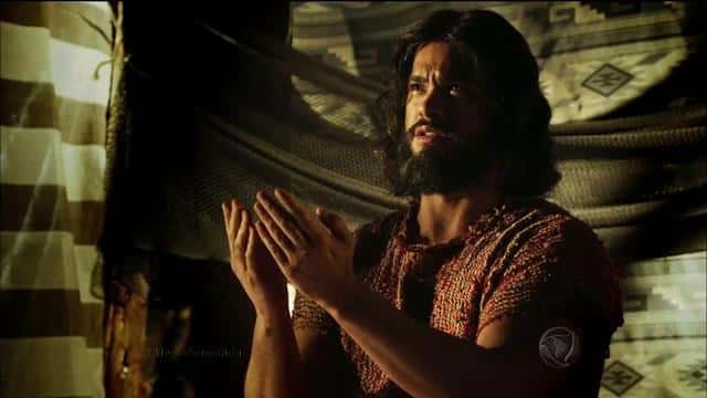 Josué (Sidney Sampaio) em cena de "A Terra Prometida" (Foto: Reprodução/Record)