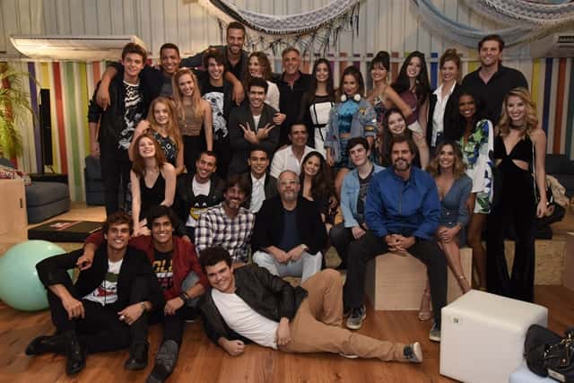 Elenco durante apresentação da novela para a imprensa (Foto: Globo/Cesar Alves)