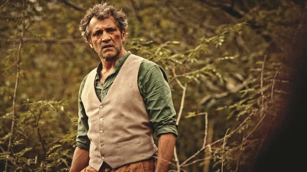 Santo (Domingos Montagner) em cena de "Velho Chico" (Foto: Reprodução/Globo)