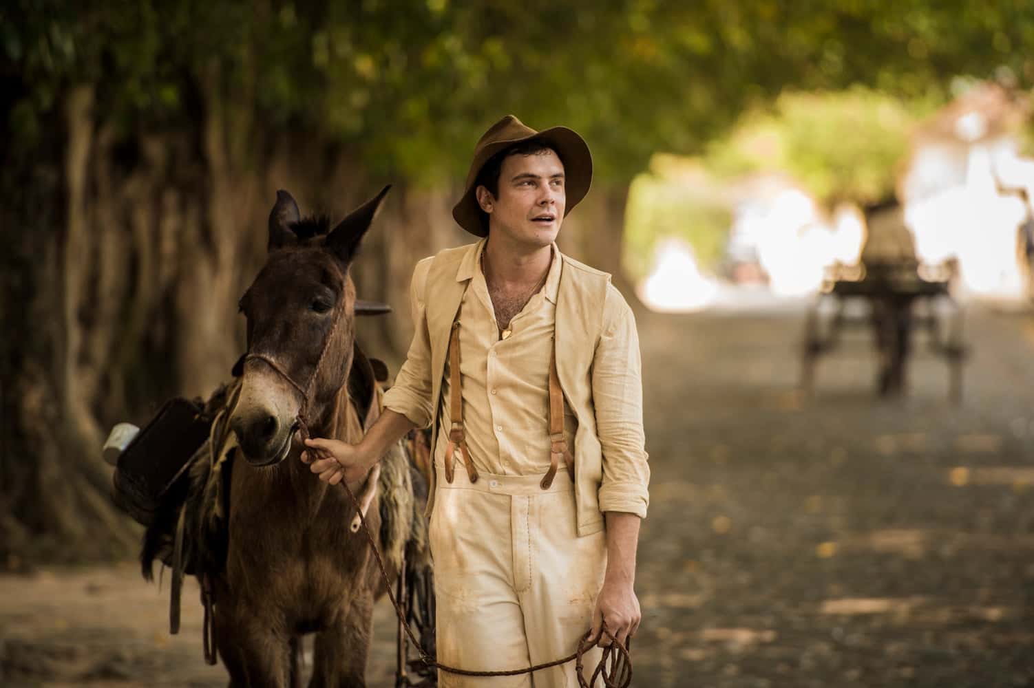 Candinho em Êta Mundo Bom da Globo que voltará ao ar (Sergio Guizé )