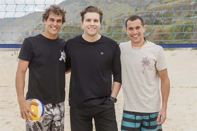 Gabriel (Felipe Roque), Caio (Thiago Fragoso) e Giovane (Ricardo Vianna) (Foto: Globo/Artur Meninea)
