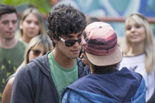 Jabá (Fabio Scalon) e Lucas (Bruno Guedes) em cena de "Malhação: Pro Dia Nascer Feliz" (Foto: Globo/Mauricio Fidalgo)