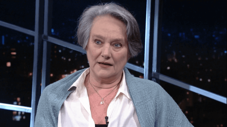 Selma Egrei em entrevista ao "Programa do Jô" (Foto: Reprodução/Globo)