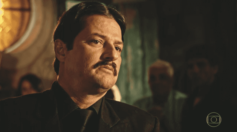 Carlos Eduardo (Marcelo Serrado) em cena de "Velho Chico" (Foto: Reprodução/Globo)