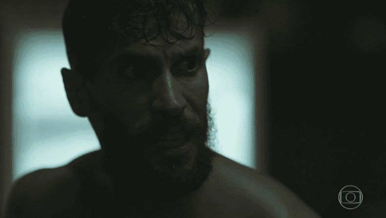 Luisão (Bruno Belarmino) em cena de "Supermax" (Foto: Reprodução/Globo)