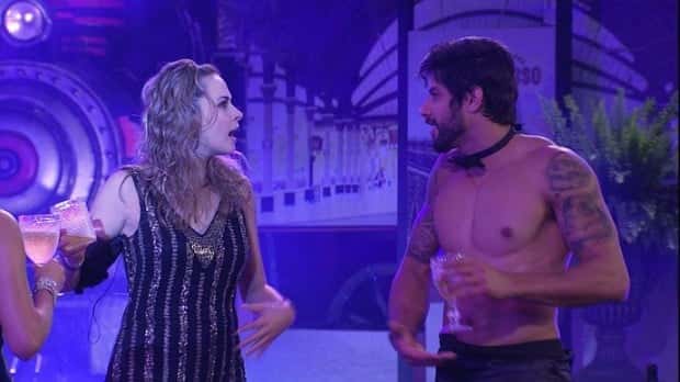 Ana Paula Renault e Renan na festa em que ela deu um tapa na cara dele e foi eliminada (Foto reprodução)