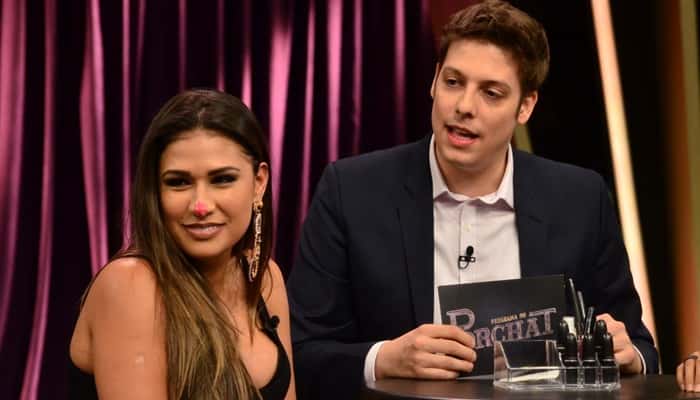 Simone (da dupla com Simaria) e Fábio Porchat (Foto: Antonio Chahestian/Record)